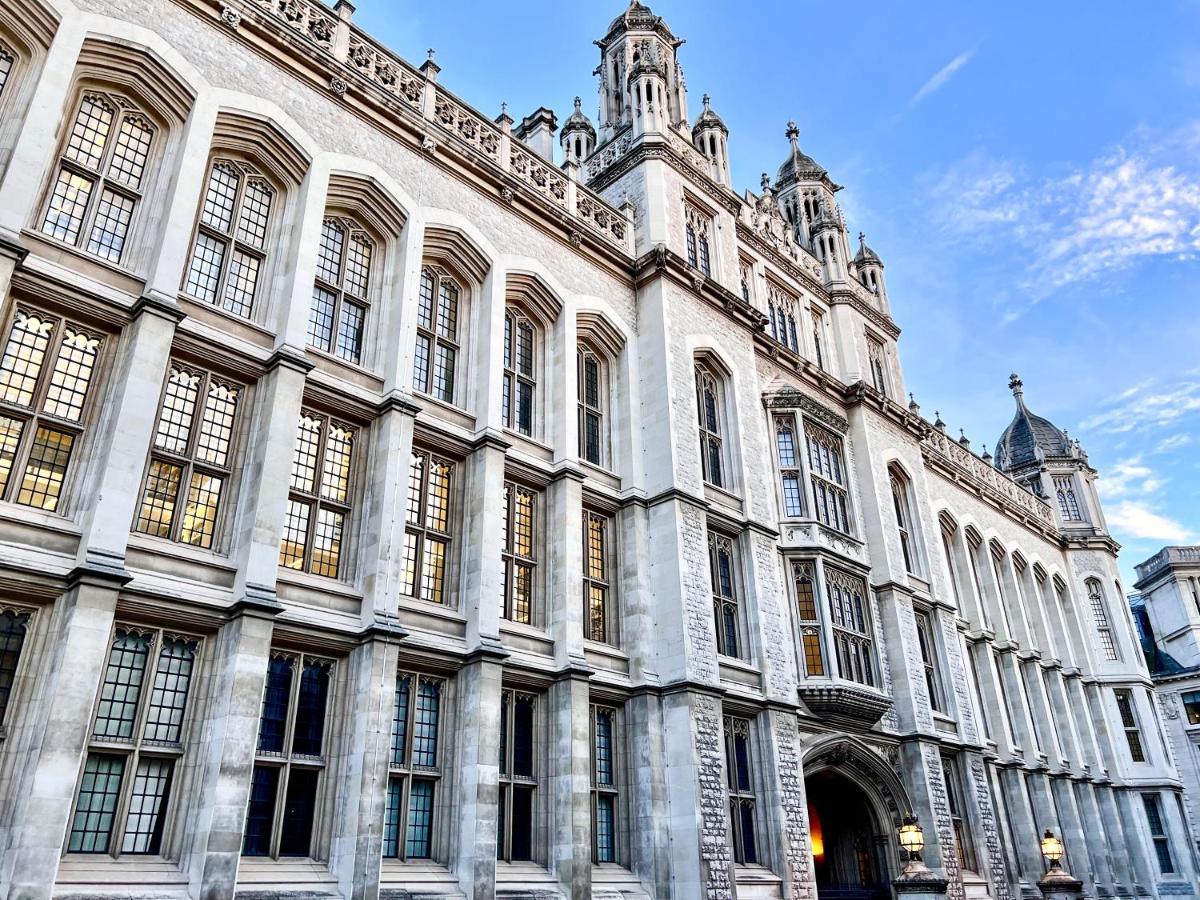 Superior Entire Apartment Between St Pauls Cathedral And Covent Garden London Exterior foto