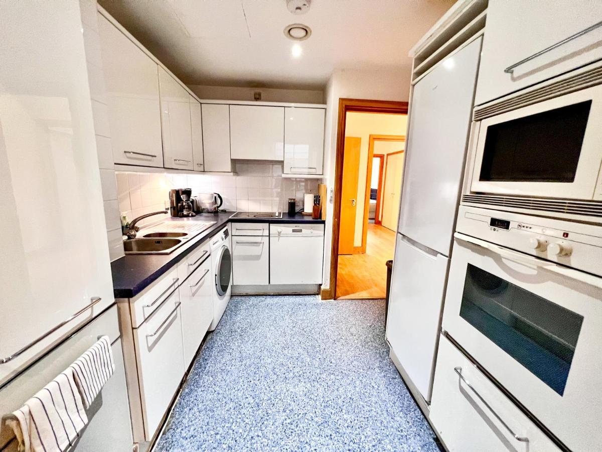 Superior Entire Apartment Between St Pauls Cathedral And Covent Garden London Exterior foto