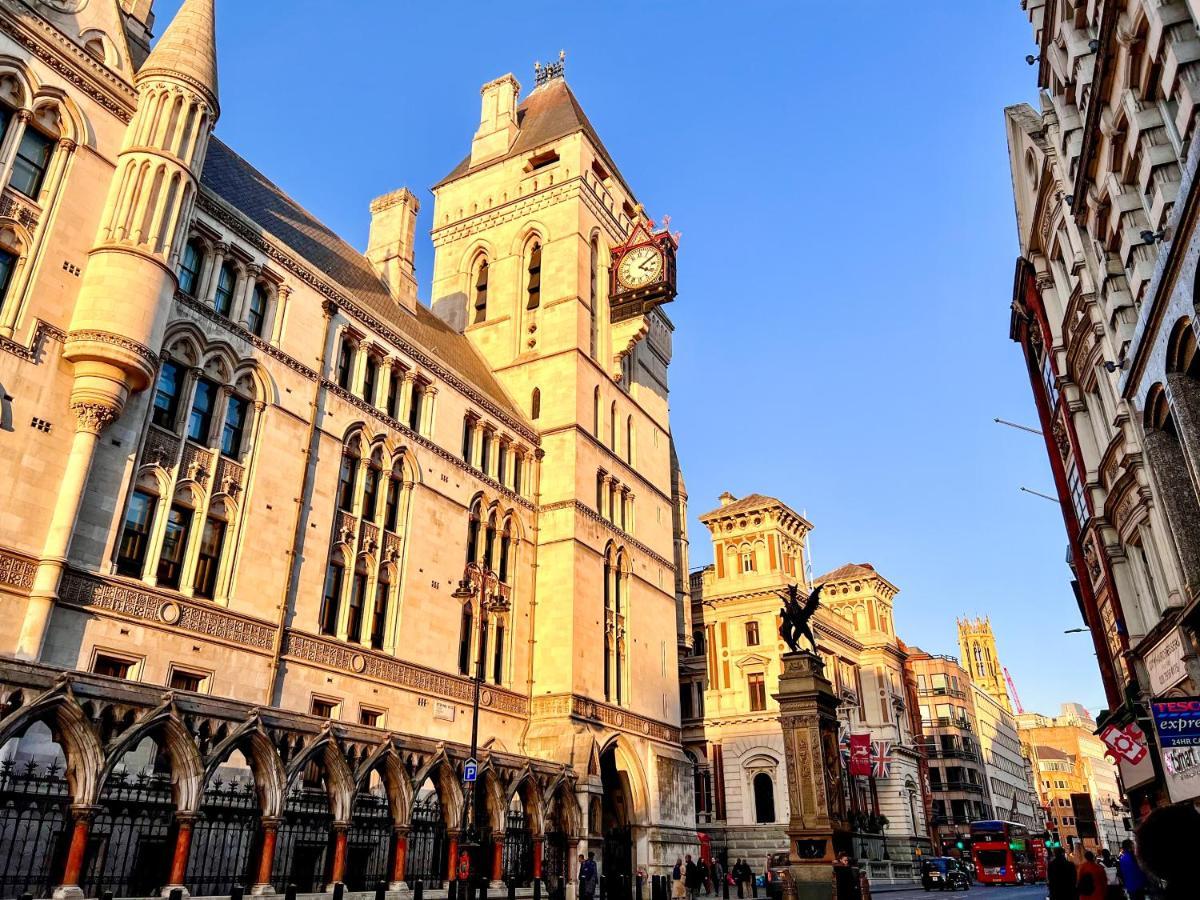 Superior Entire Apartment Between St Pauls Cathedral And Covent Garden London Exterior foto