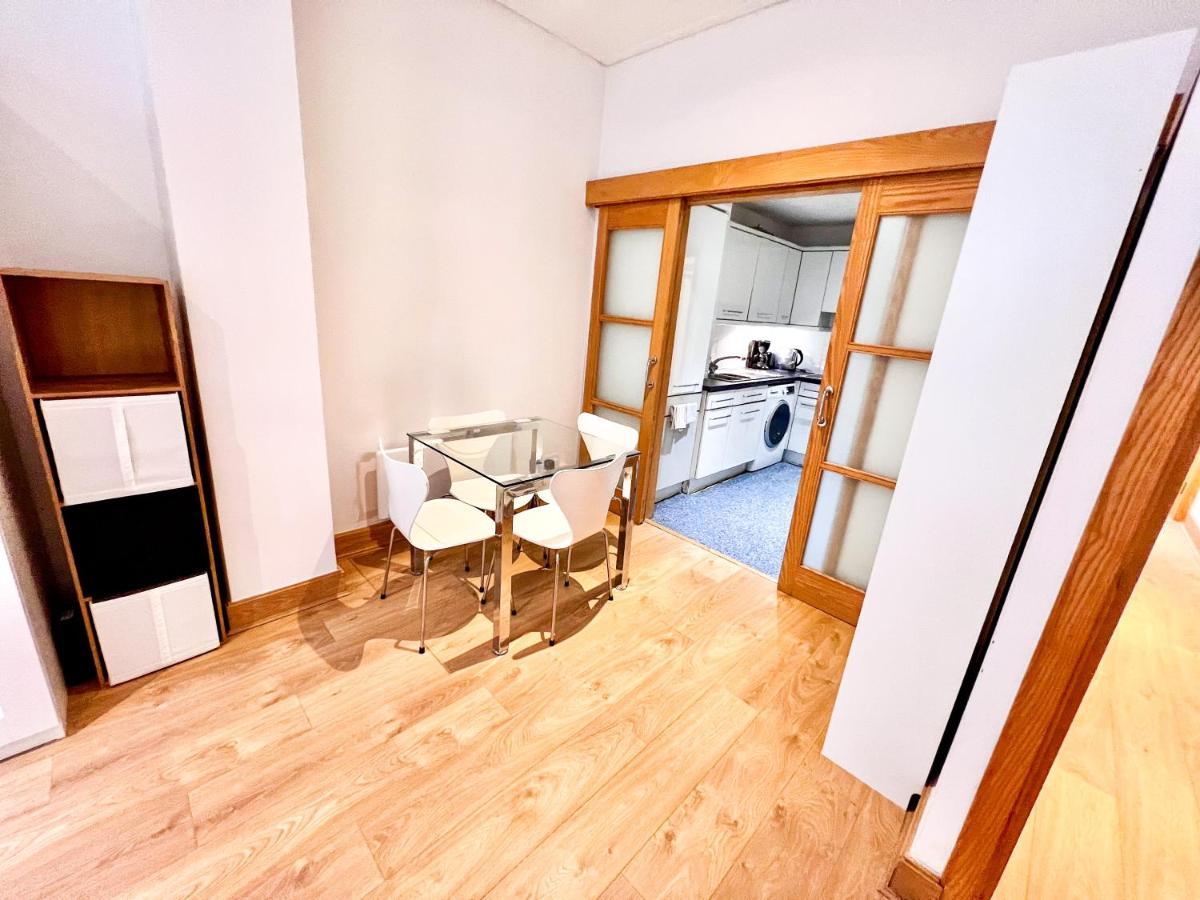 Superior Entire Apartment Between St Pauls Cathedral And Covent Garden London Exterior foto