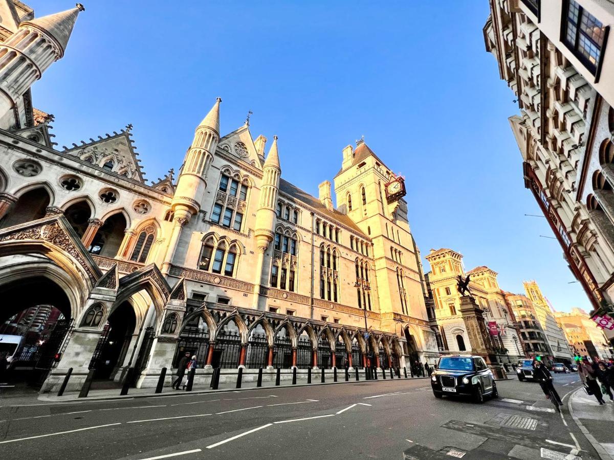 Superior Entire Apartment Between St Pauls Cathedral And Covent Garden London Exterior foto