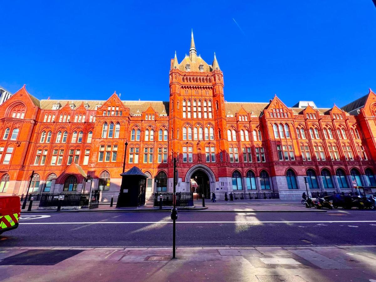 Superior Entire Apartment Between St Pauls Cathedral And Covent Garden London Exterior foto