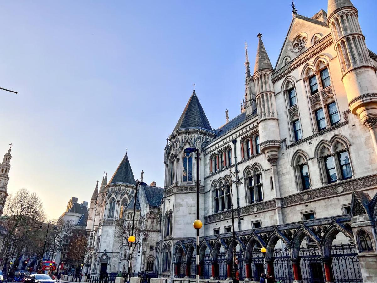 Superior Entire Apartment Between St Pauls Cathedral And Covent Garden London Exterior foto