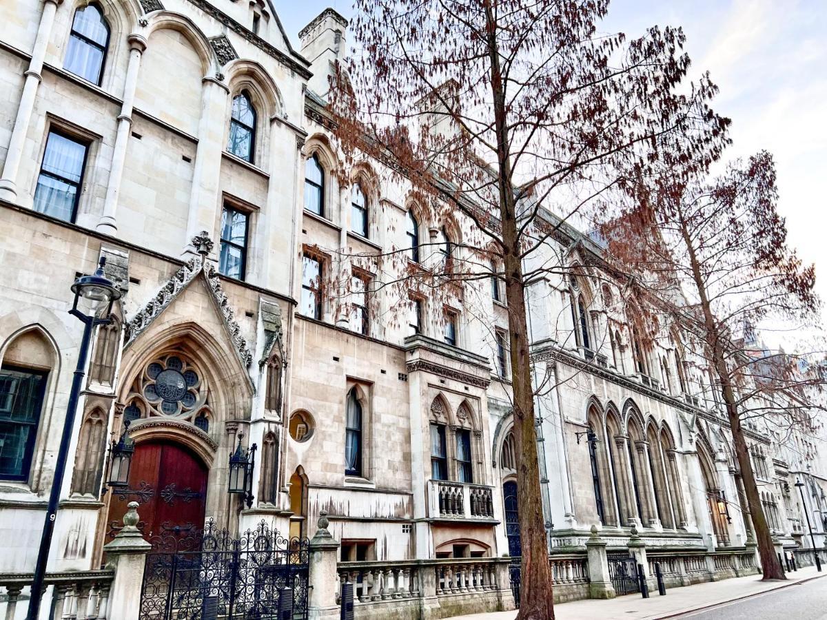 Superior Entire Apartment Between St Pauls Cathedral And Covent Garden London Exterior foto