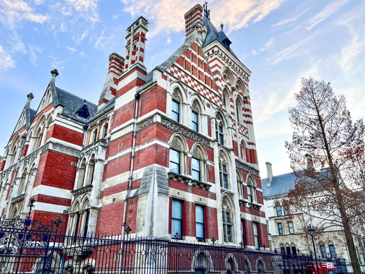 Superior Entire Apartment Between St Pauls Cathedral And Covent Garden London Exterior foto